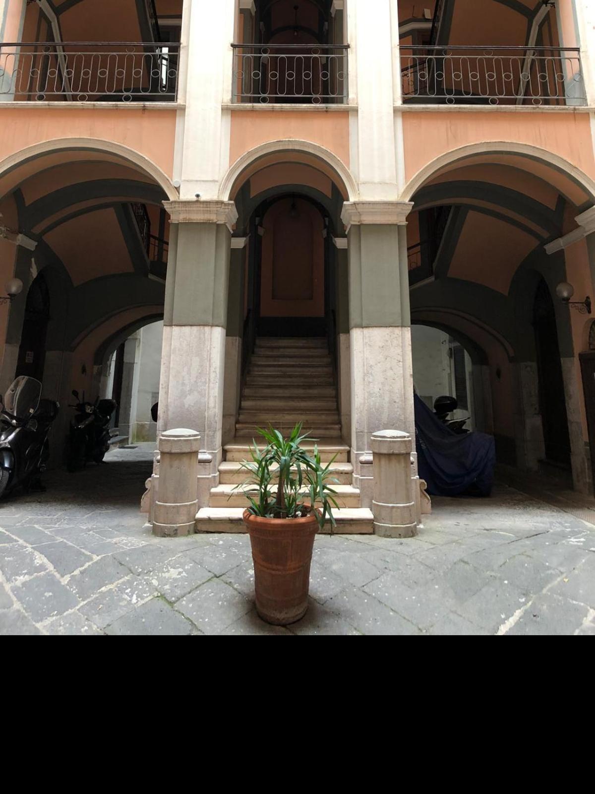 Bross Apartament Salerno Buitenkant foto