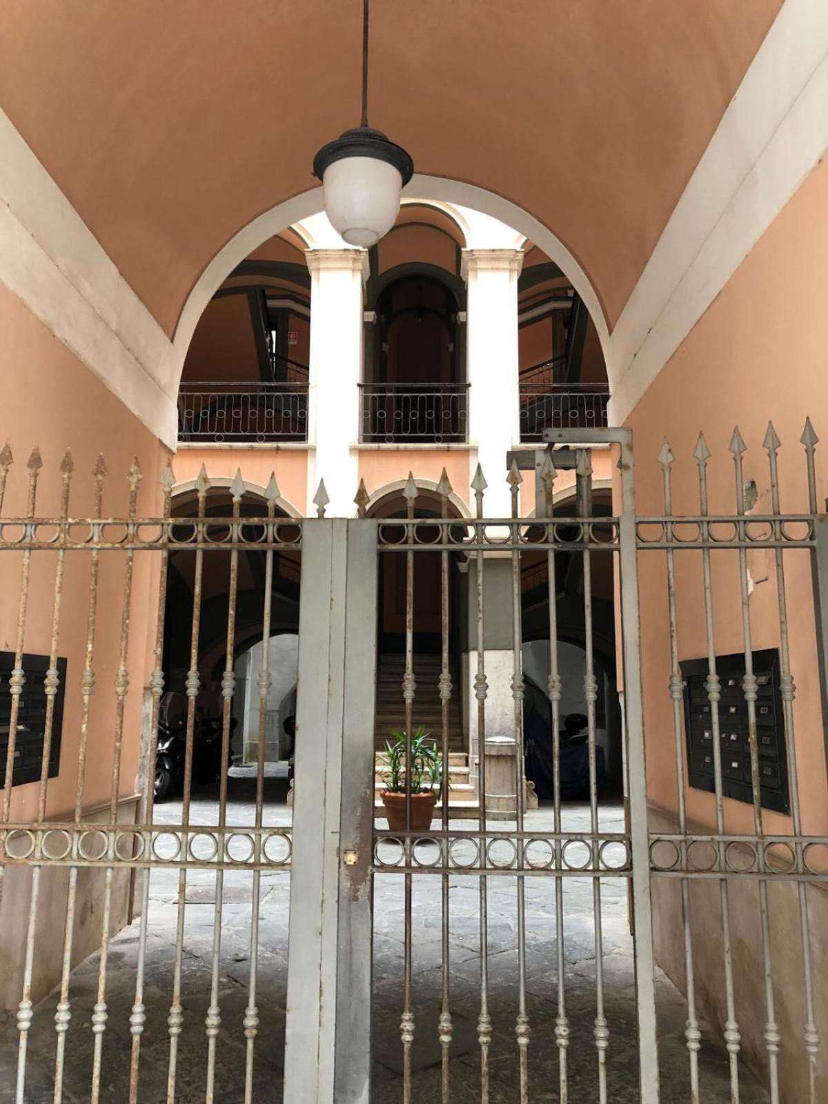 Bross Apartament Salerno Buitenkant foto
