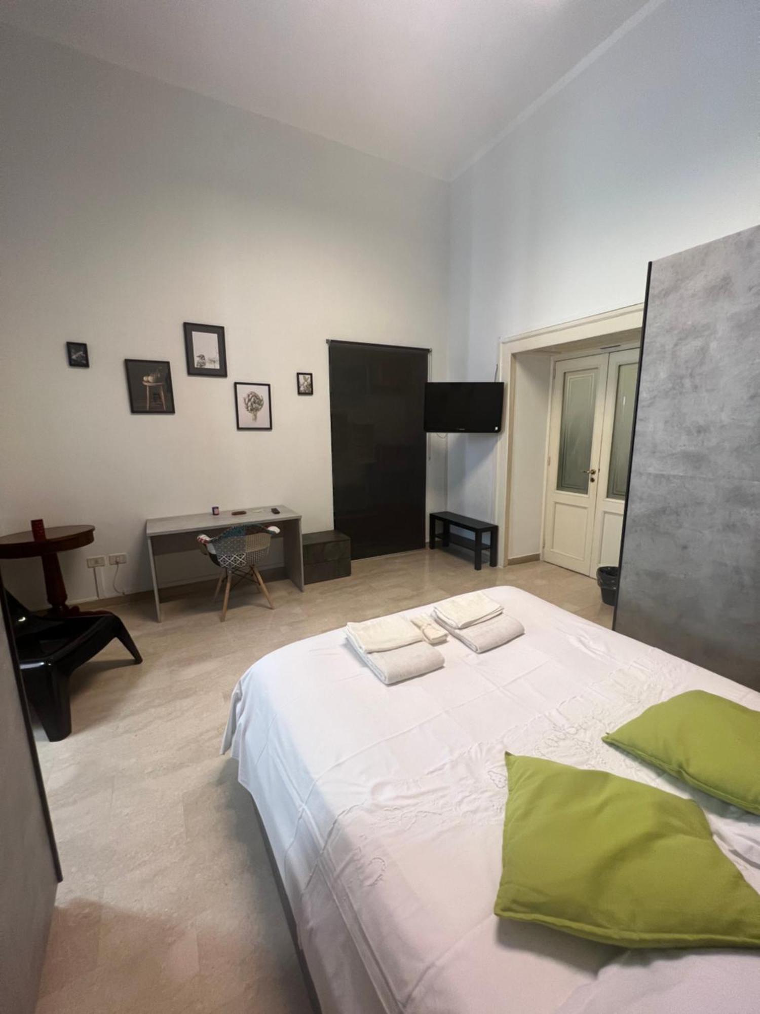 Bross Apartament Salerno Buitenkant foto